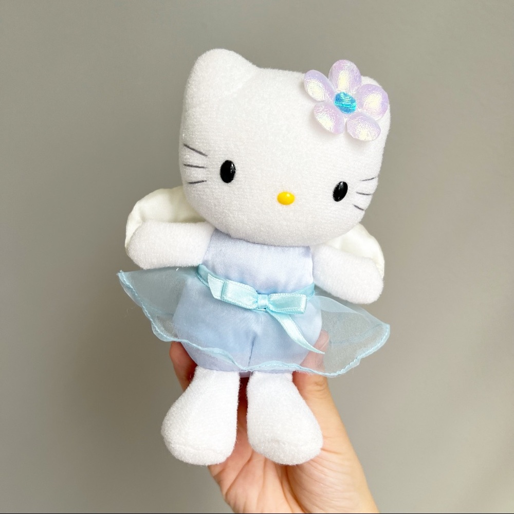 Hello Kitty Angel Wings Sanrio Plush Stuffed Doll